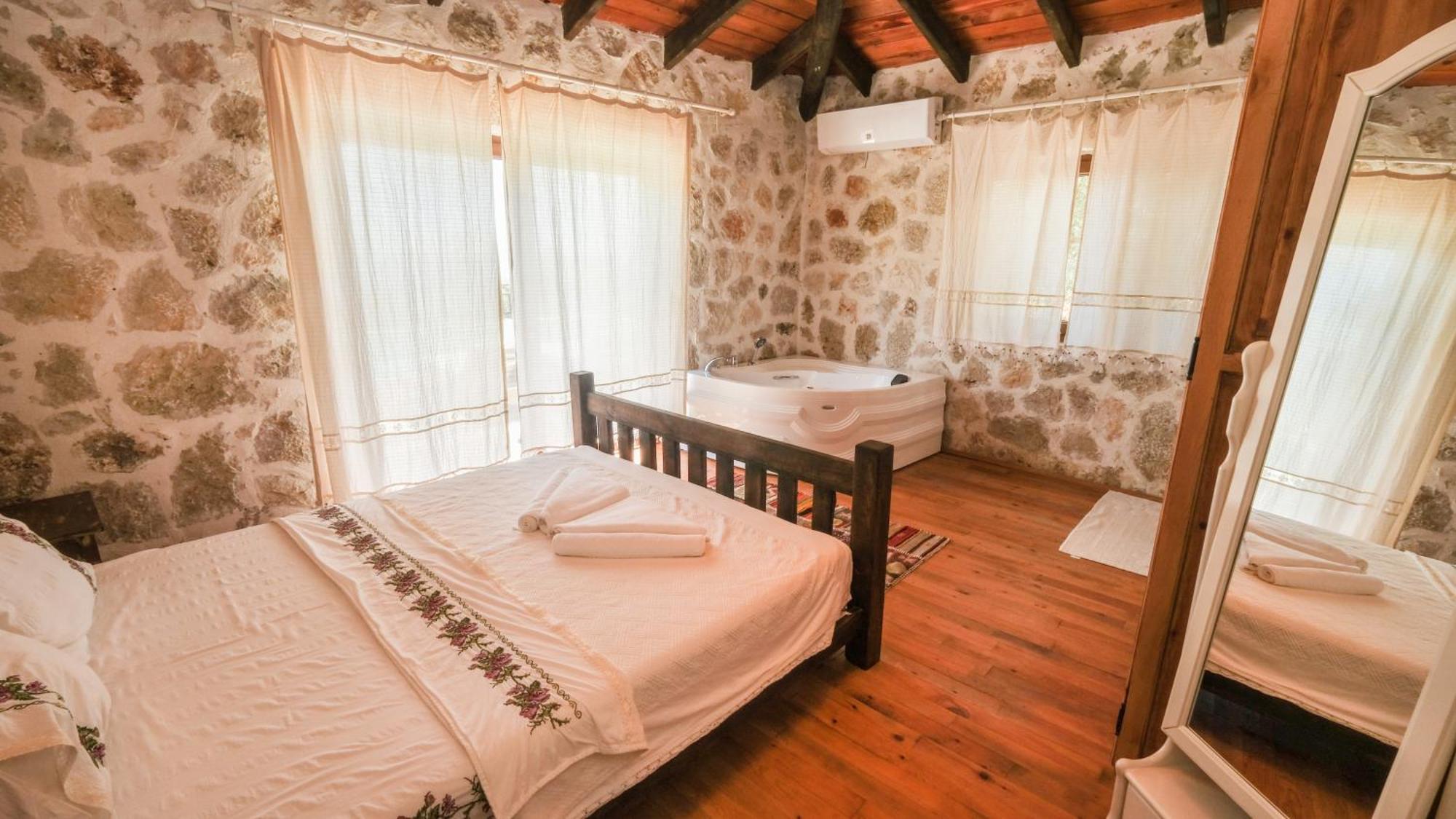 Villa Likya House - Deniz Ve Doga Manzarali, Havuzlu Patara Esterno foto